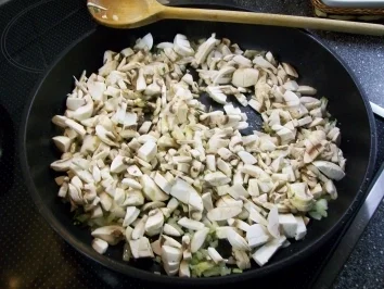 Französische Putenröllchen mit Pilzen - Rezept - Bild Nr. 4