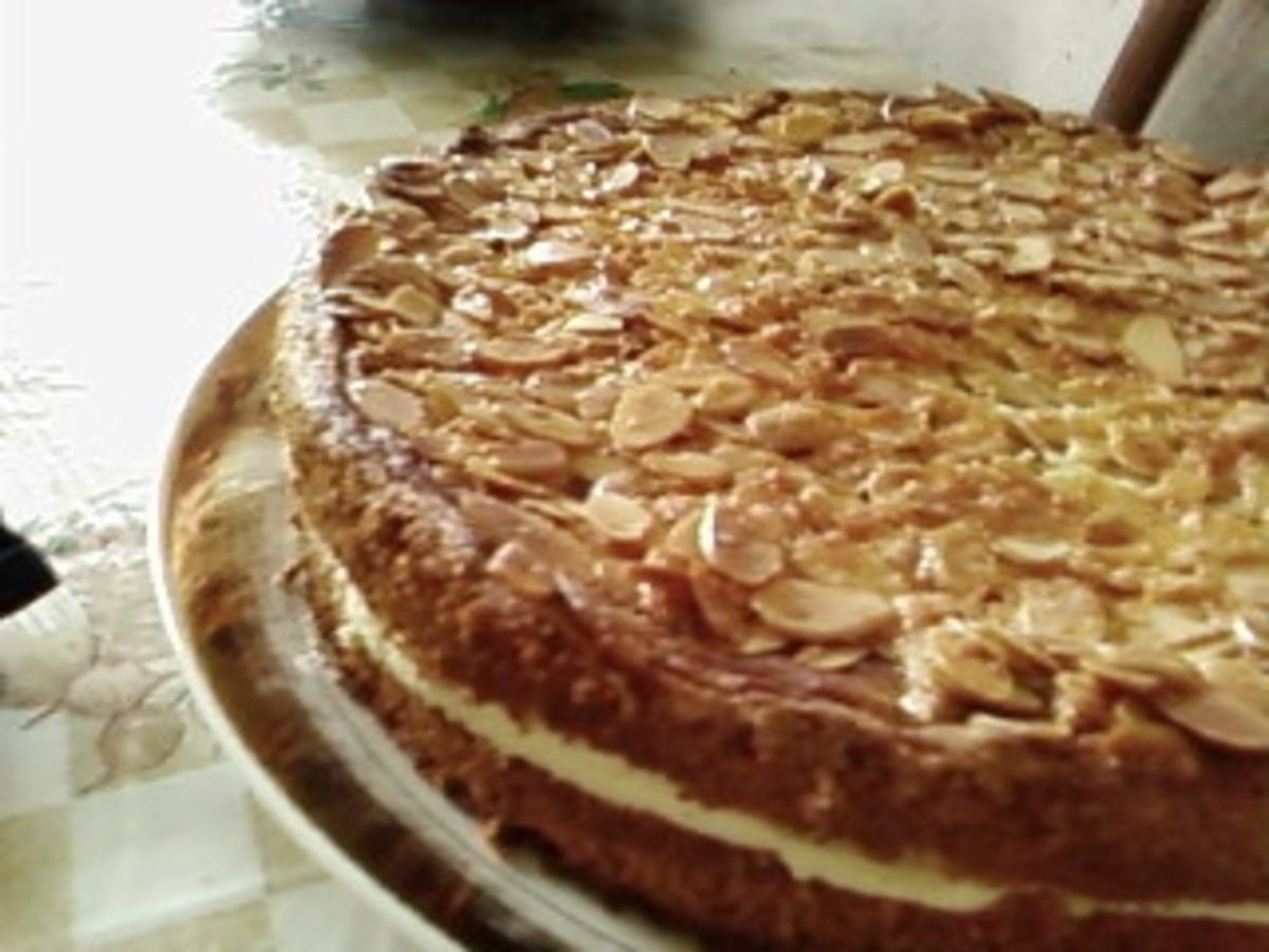 Torte : Oma Elisabeth´s Bienenstich !!! - Rezept