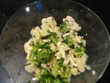 Salat: Broccolisalat - Rezept