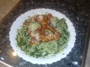 Spaghetti mit Rahmspinatsoße - Rezept