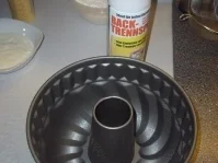 Kikis Eierlikör-Guglhupf "light" - Rezept - Bild Nr. 5