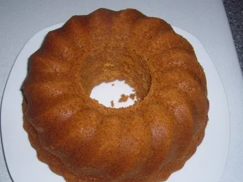 Kikis Eierlikör-Guglhupf "light" - Rezept - Bild Nr. 8