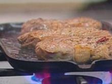 Steak mit Grill-Tomaten und Block-Butter - Rezept