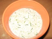 Mein Gurkensalat (auweia, wenn das Schwiegermutter liest) - Rezept