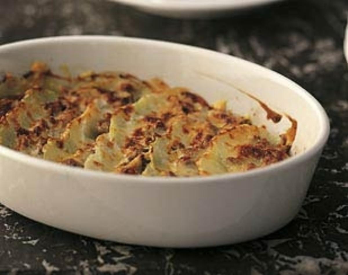 Kohlrabi-Hackfleisch-Gratin mit Zimt - Rezept