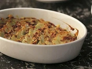 Rezept: Kohlrabi-Hackfleisch-Gratin mit Zimt Kohlrabi-Hackfleisch-Gratin mit Zimt - Rezept