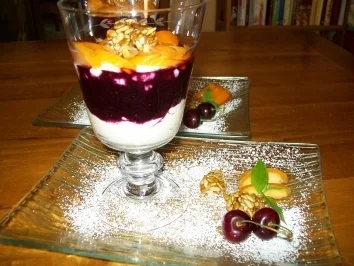 Heidelbeercreme mit Sonnenblumenkrokant - Rezept