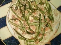 Rezept: Flammkuchen mit grünem Spargel Flammkuchen mit grünem Spargel - Rezept