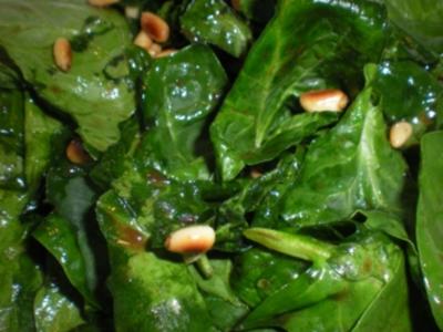 Rezept: Spinatsalat mit Orangendressing Spinatsalat mit Orangendressing - Rezept