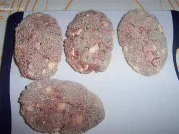 Schafskäsefrikadellen mit Rahmbohnen - Rezept - Bild Nr. 5