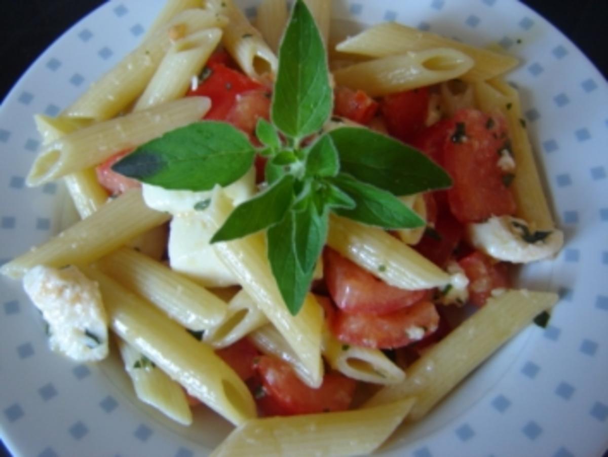 PENNE ESTIVE DELLA LUNA - Rezept