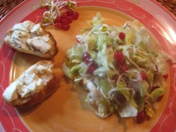 Eisbergsalat mit Johannisbeeren - Rezept - Bild Nr. 3