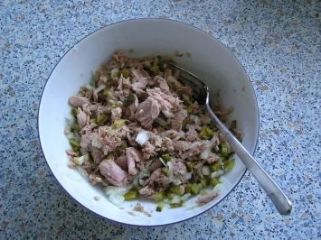 Rezept: Thunfischsalat Bild Nr. 3 Thunfischsalat - Rezept - Bild Nr. 3