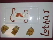 Ananas-Joghurt-Eis an Blätterteig mit orientalischer Überraschung - Rezept