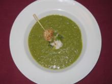 Erbsen-Birnensuppe mit Reisnudeln und Jakobsmuscheln - Rezept
