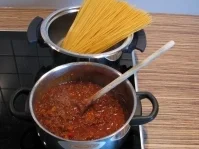 "PASTA" Spaghetti mit Hackfleischsoße und Parmesan - Rezept - Bild Nr. 5