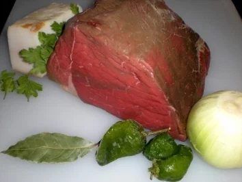 FLEISCH: Emis Rindergulasch - Rezept - Bild Nr. 2