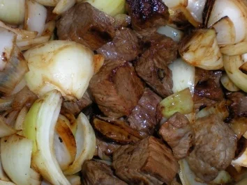 FLEISCH: Emis Rindergulasch - Rezept - Bild Nr. 3