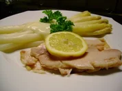 Spargel mit geräucherter Forelle - Rezept