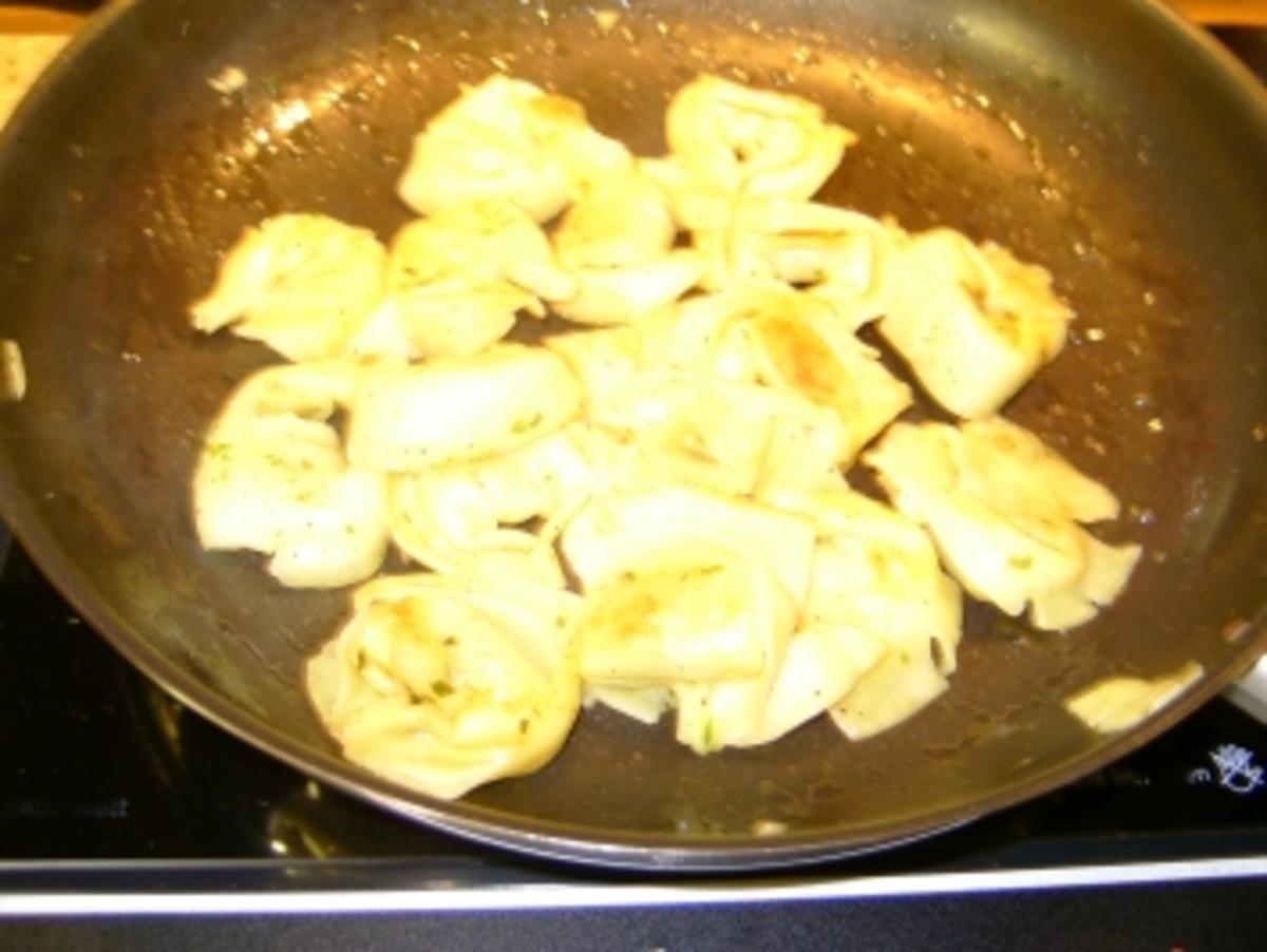 Tortelloni mit Feldsalat - Rezept