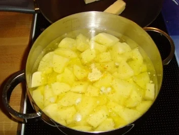 Rezept: Gebratene Leber nach Berliner Art… Bild Nr. 2 Gebratene Leber nach Berliner Art… - Rezept - Bild Nr. 2