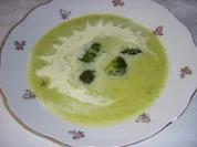 BROCCOLISUPPE - Rezept