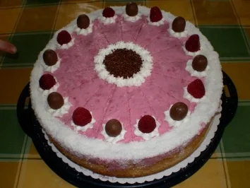 Himbeer-Philadelphia-Torte mit Kokos - Rezept