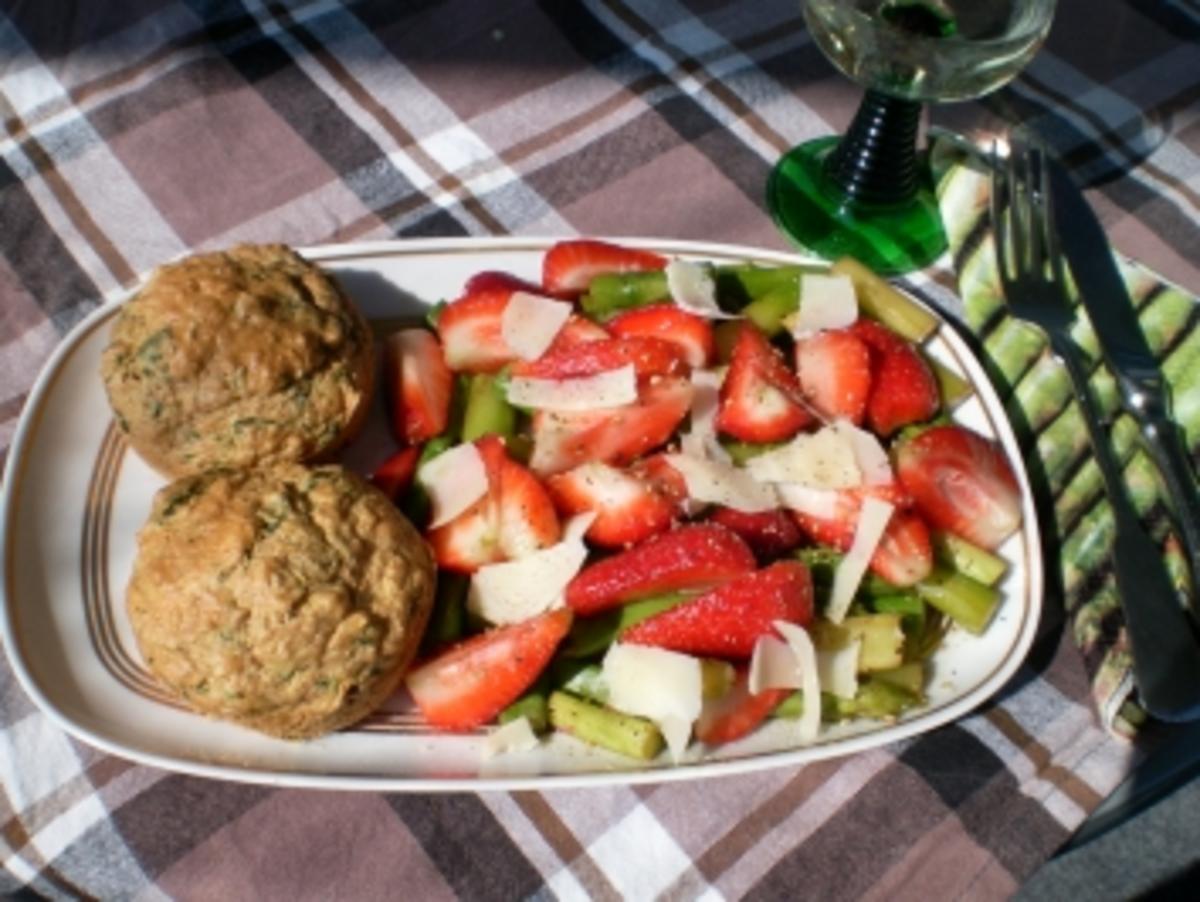 Spargel-Erdbeer-Salat - Rezept - Bild Nr. 2
