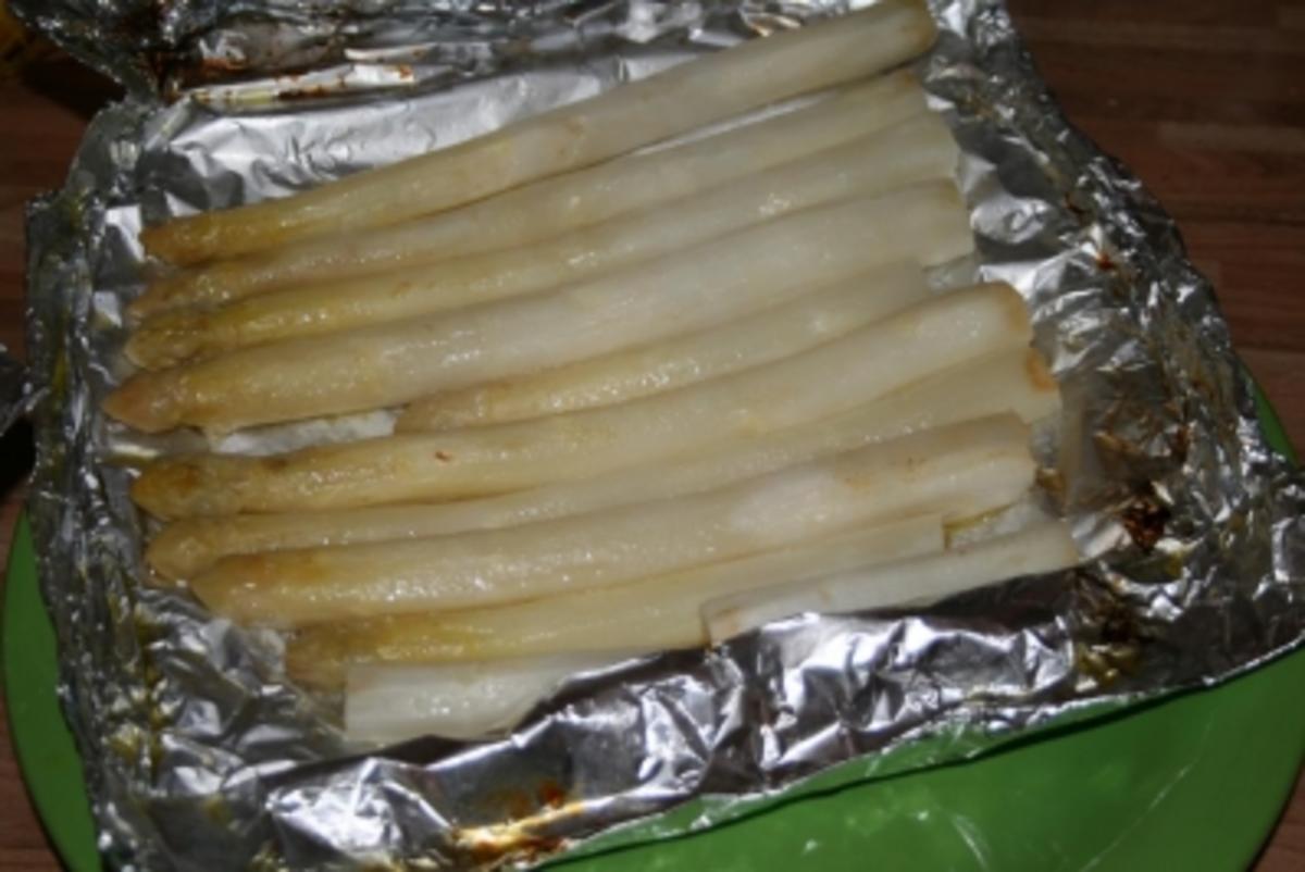 Bilder für Spargel im Backofen gegart - Rezept