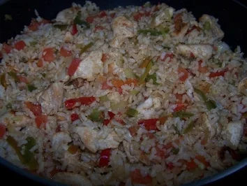 Rezept: Hähnchen-Reis-Pfanne Hähnchen-Reis-Pfanne - Rezept