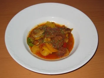 Bratwurstgulasch - Rezept