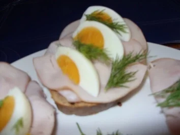 Rezept: Frühstücks-Brötchen 1 Bild Nr. 3 Frühstücks-Brötchen 1 - Rezept - Bild Nr. 3