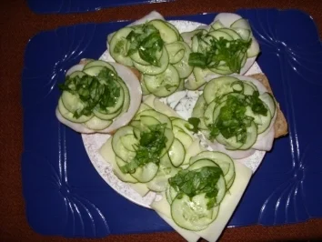 Rezept: Frühstücks-Brötchen 2 Bild Nr. 2 Frühstücks-Brötchen 2 - Rezept - Bild Nr. 2