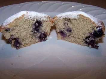 Rezept: Heidelbeer-Muffins Bild Nr. 2 Heidelbeer-Muffins - Rezept - Bild Nr. 2