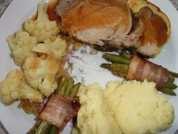 Rezept: Schweinsbraten unter der Kruste Bild Nr. 3 Schweinsbraten unter der Kruste - Rezept - Bild Nr. 3