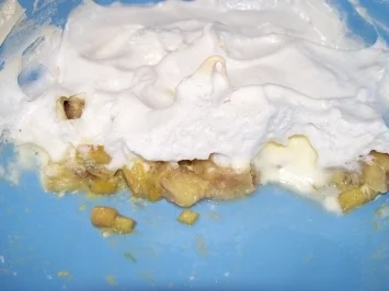 Bananen- Rhabarberauflauf mit Haube - Rezept - Bild Nr. 2