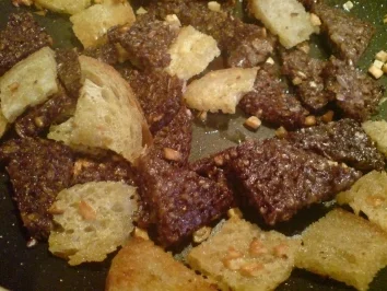 Rezept: Salat "Brotsalat / Panzanella" Bild Nr. 2 Salat "Brotsalat / Panzanella" - Rezept - Bild Nr. 2