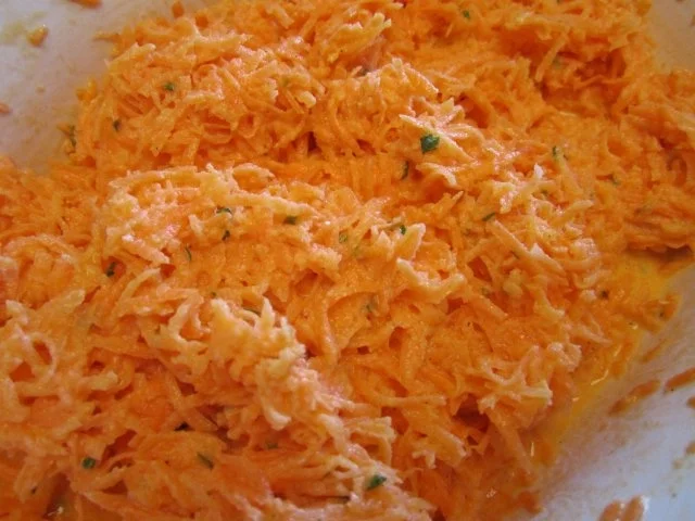 Rezept: Stinknormaler Karottensalat Stinknormaler Karottensalat - Rezept