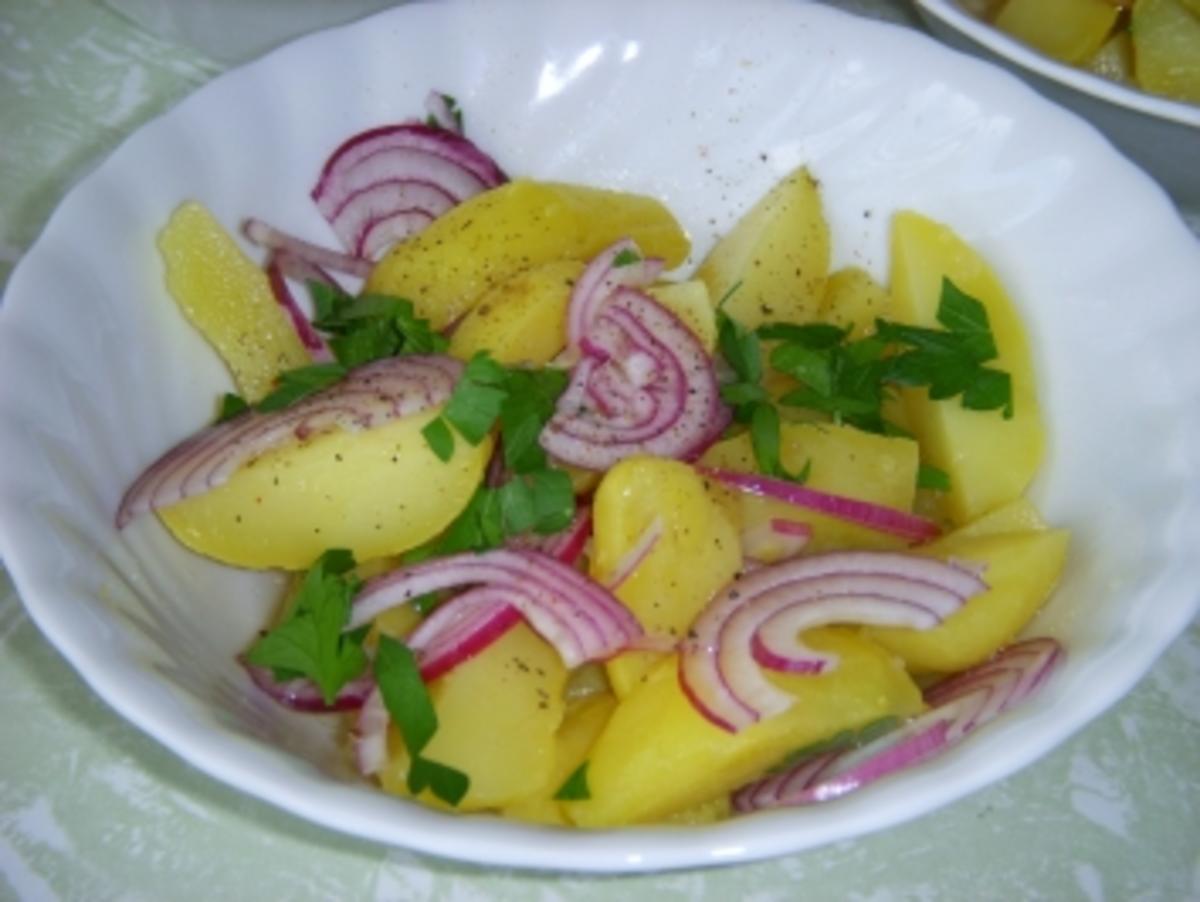 Kartoffel-Zwiebel-Salat - Rezept