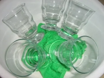 Rezept: Erdbeer- Becher Bild Nr. 4 Erdbeer- Becher - Rezept - Bild Nr. 4