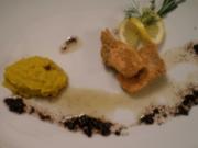 Lachs in Senfkornpanade an Kohlrabi-Safranpüree und schwarzem Olivenöl - Rezept