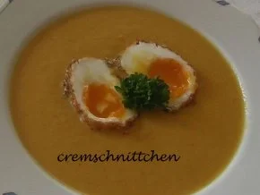 Möhrensuppe mit Koriander mit fritierten Eiern - Rezept - Bild Nr. 2