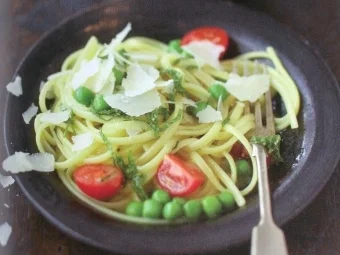 Linguine mit Limette , Minze und Erbsen - Rezept