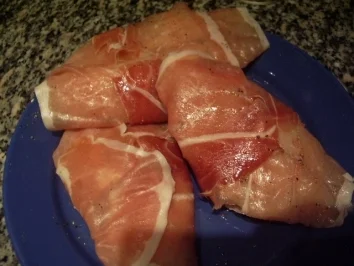 Weißer Fisch im Seranomantel - Rezept - Bild Nr. 2