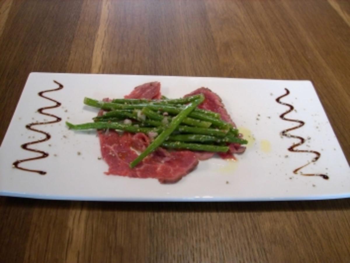 Rindercarpaccio an grünem Bohnensalat - Rezept von Unter Volldampf