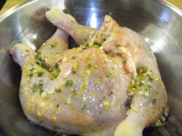 Gegrillte Hähnchenkeulen mit Zitrone und Thymian - Rezept - kochbar.de