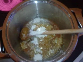 Béchamelkartoffeln mit Erbsen und Wurst - Rezept - Bild Nr. 3