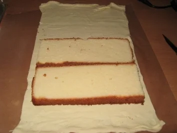 Rezept: Rhabarber-Sand-Strudel (Klapp und schlabb) Bild Nr. 2 Rhabarber-Sand-Strudel (Klapp und schlabb) - Rezept - Bild Nr. 2