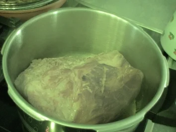 Rezept: Kasseler im Schnellkochtopf Kasseler im Schnellkochtopf - Rezept