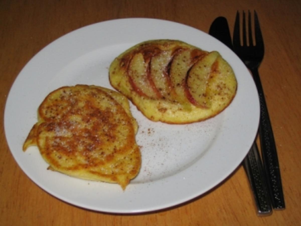 Bilder für Apfelpfannkuchen mit Eier und Zucker Rezept